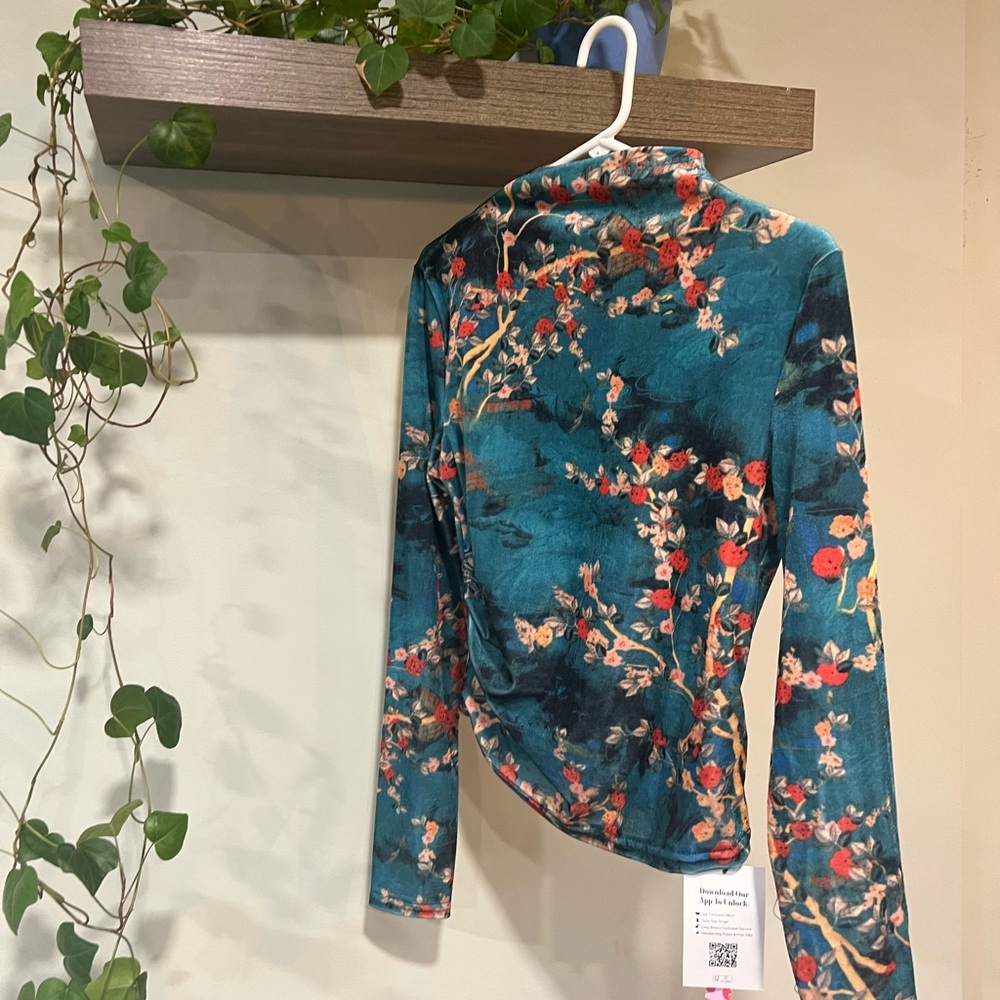 Cider Blue Asymmetrical Fitted Long Sleeve Blouse